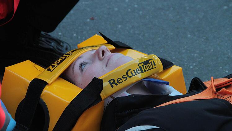 Vor allem der Kopf muss fixiert sein.