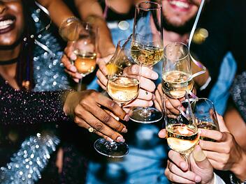 Silvester, Feier, Party, Event, Veranstaltung, Neujahr, Jahresende, Feiern, Freunde, Familie, Ausflug, Erlebnis