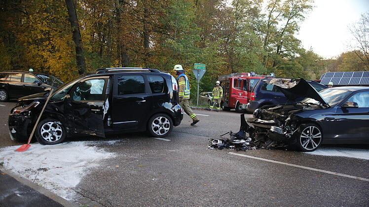 Verletzte bei Abbiegeunfall in Ansbach