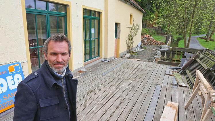 Wassili Pentas will Mitte Mai die "Schlossbräu am See" in Thurnau eröffnen. Fotos: Barbara Herbst