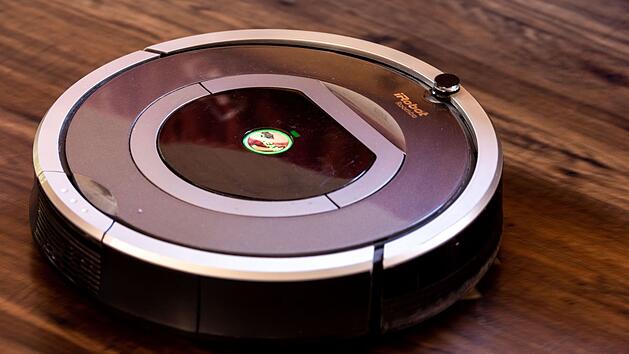 "Flüchtiger Haushaltshelfer": Saugroboter geht auf Erkundungstour