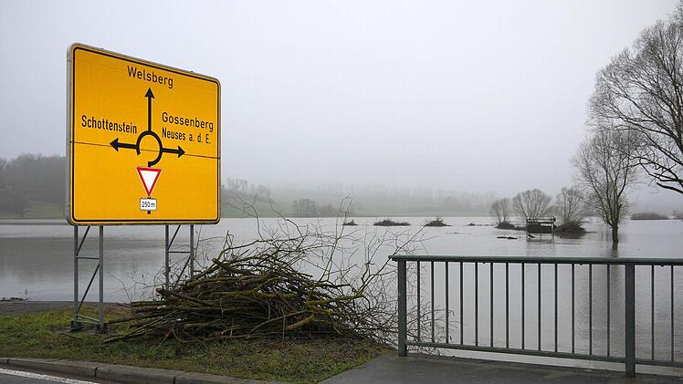 Die Verbindung zwischen der B 4 und dem Welsberger Kreisel dürfte spätestens am heutigen Vormittag wieder für den Verkehr freigegeben werden.