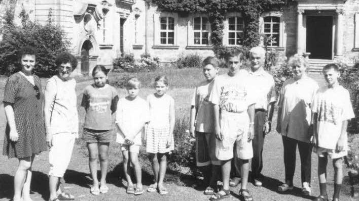 Kinder aus Tschernobyl verbrachten auf Initiative des Heimatvereins einige Jahre ihre Ferien in Burgpreppach.  Foto: Schmidt