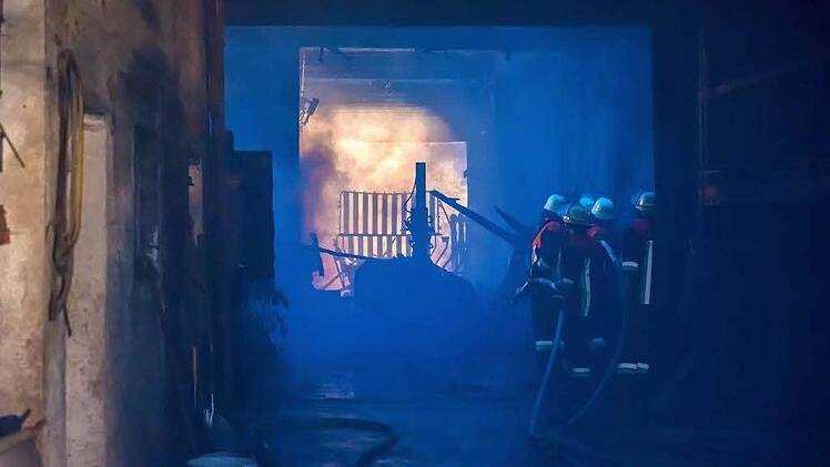 Beim Brand einer Scheune in Langenleiten im Mai 2014 war auch die Burkardrother Wehr im Einsatz. Foto: Archiv/Anand Anders
