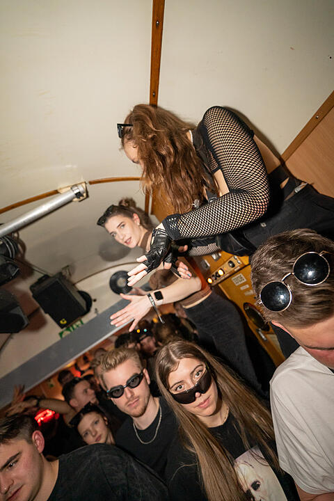 Der Party Zug war wieder unterwegs.