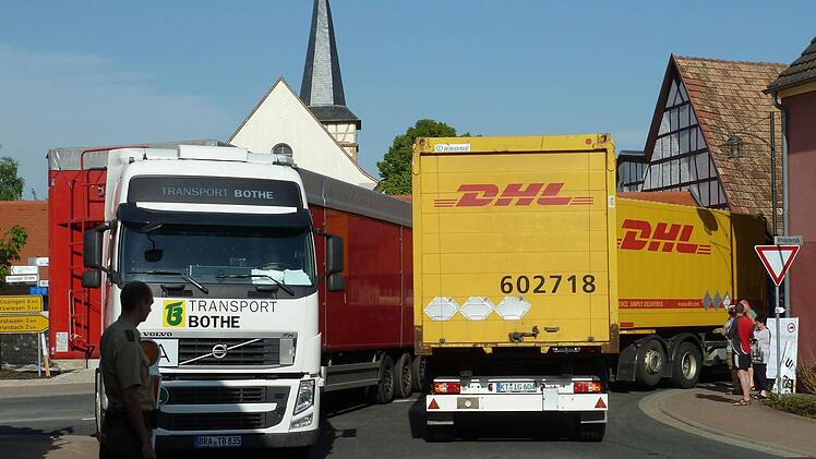 Verkehrsblokade in Eltingshausen.