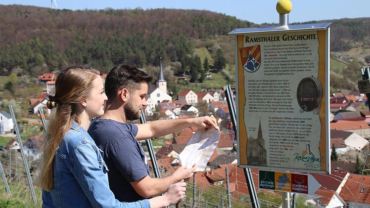Spannende Rätsel gilt es auf der rund fünf Kilometer langen Tour zu lösen. Foto: Hilmar Ruppert