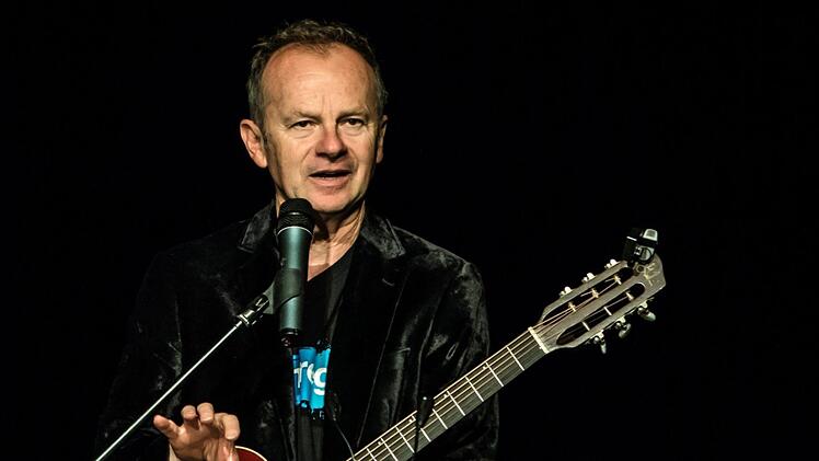 Wortakrobat Willy Astor wurde bei seinem Coburg-Gastspiel vom Publikum gefeiert.Foto: Jochen Berger