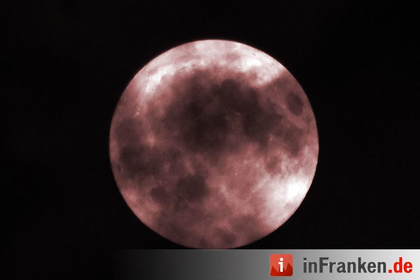 Leserfotos: Blutmond über Franken