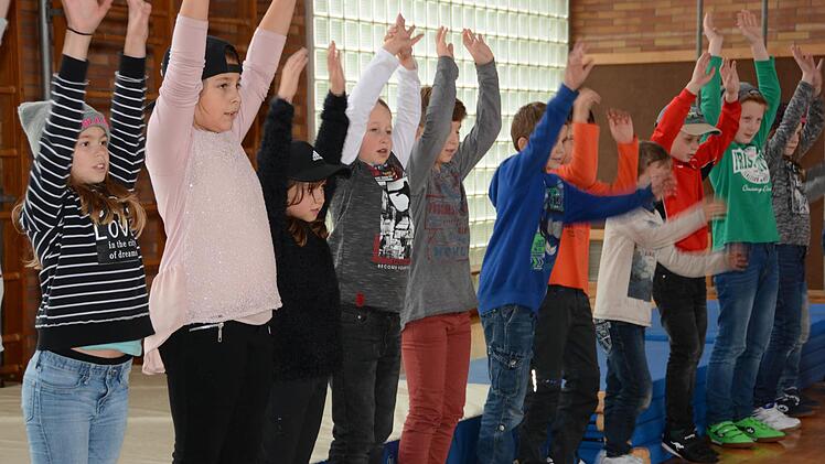 Hip-Hop-Unterricht in der Pressecker Grundschule Foto: Dagmar Besand