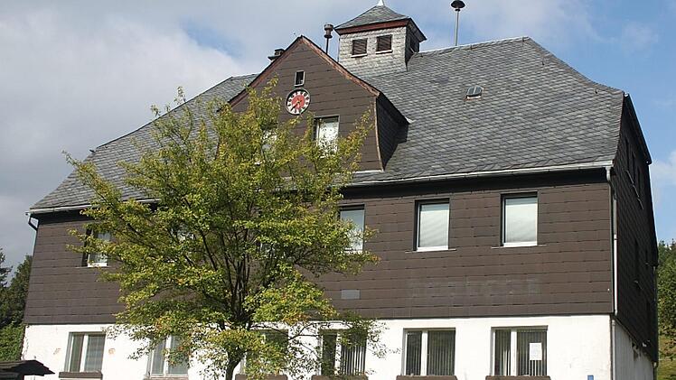 Einst war das Gebäude eine Schule, später ein Rathaus.Veronika Schadeck
