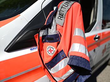 Nachbar (71) fotografiert Reanimation - Polizei greift ein
