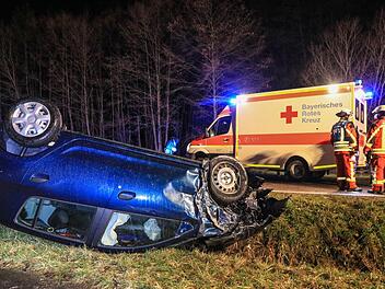 Bei einem Unfall in Breitengüßbach sind am Dienstagabend fünf Menschen verletzt worden. Foto: News5 / Merzbach