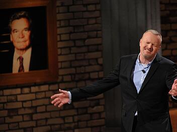 Stefan Raab versucht sich nun auch in Politik - auf seine eigene Art. Foto: Henning Kaiser/dpa