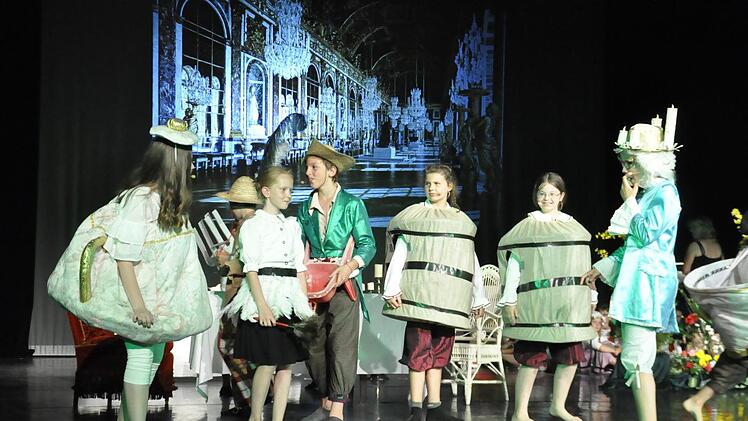 "Die Schöne und das Biest" : Aufführung des Kindermusicals des Herz Jesu Kinder- und Jugendchores und der Musikschule Bad Kissingen Foto: Peter Klopf