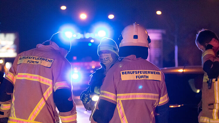 Seat und Mercedes in F&uuml;rth kollidiert