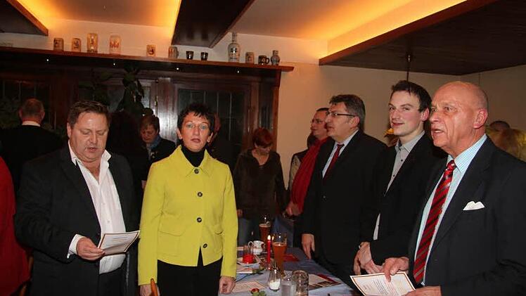 Bei der Feier zum 140-jährigen Bestehen der SPD sangen die SPDler die Arbeiter-Hymne "Brüder, zur Sonne, zur Freiheit".