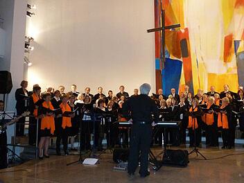 Belgische und fränkische Sänger beim Konzert Foto: fra-press