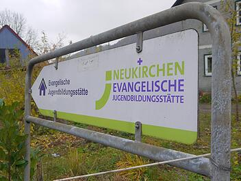 Auf dem richtigen Weg: Neukirchen, Gemeindeteil von Lautertal bei Coburg, wird Standort für die Jugendbildungsstätte der