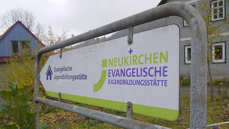 Auf dem richtigen Weg: Neukirchen, Gemeindeteil von Lautertal bei Coburg, wird Standort für die Jugendbildungsstätte der