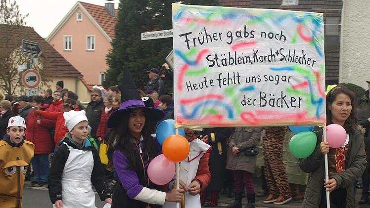 Impressionen vom Faschingszug in Ebenhausen 2016 Foto: Stefan Geiger
