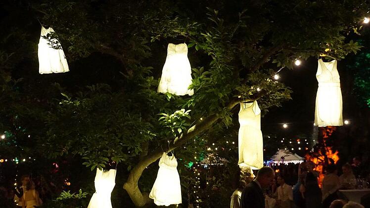 Lichtobjekte der Fakultät für Design der Hochschule Coburg  Foto: Pascale Ferry