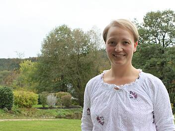 Ivonne Schug ist gern in der Natur. Auch ihr Blick darauf habe sich mit dem Engagement beim Hospizverein verändert, sagt sie. Foto: R. Popp