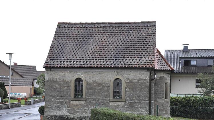 Die Sebastiani- oder Kriegergedächtniskapelle im Oerlenbacher Kapellenweg blickt auf eine lange Tradition zurück. Fotos: Peter Klopf