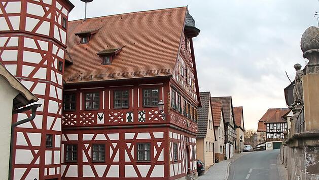 Für den Bereich des Sanierungsgebietes „Ortskern Marktzeuln“ wurde ein kommunales Förderprogramm beschlossen.