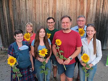 Im neuen Grünen-Ortsverband übernahmen sieben Mitglieder Verantwortung (von links): Ludwina Hamák, Sandra Weiner, Franziska Assmann, Joshua Augsburg, Markus Heurung, Jürgen Seifert und Lea Fuchs.