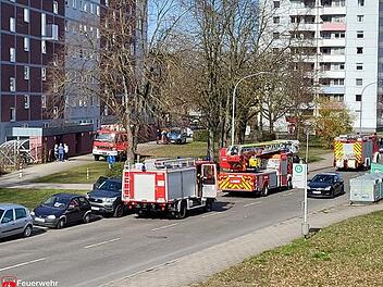 Bamberg: Feuerwehreinsatz durch Rauch und Brandgeruch in Hochhaus ausgel&ouml;st