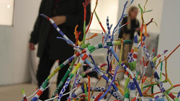 Viele Kunstobjekte zogen bei der Finissage noch die Blicke auf sich.  Foto: Sonja Adam