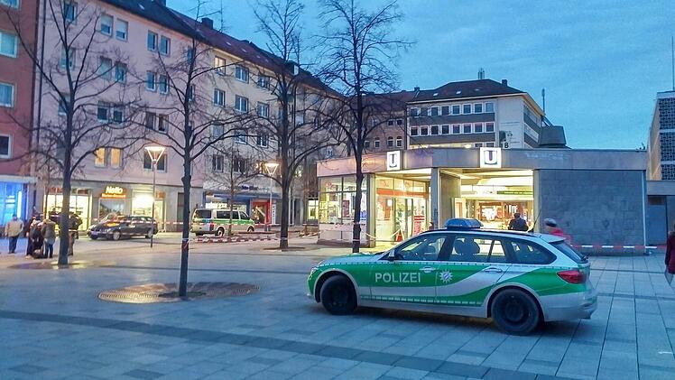 Am Aufseßplatz in Nürnberg gab es am Donnerstag einen Sprengstoff-Alarm. Fotos: News5