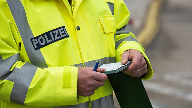Bußgelder im Straßenverkehr, Strafen, Falschparken, Parken entgegen der Fahrtrichtung