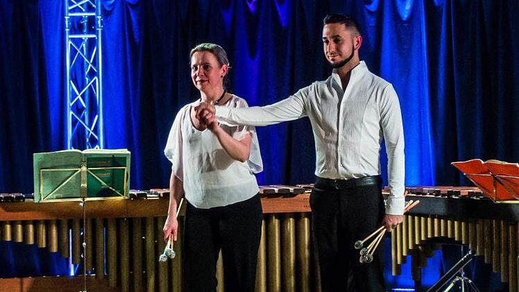 Reichlich Applaus gab es für ein Konzert mit dem Marimba-Duo Katarzyna Mycka und Conrado Moya in der "Kultur.Werk.Stadt" in Neustadt.Foto: Jochen Berger