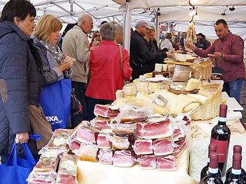 Der italienische Genussmarkt gehörte schon im vergangenen Jahr zu den Attraktionen des "Drei-Länder-Treffens" am 3. Oktober. Foto: Schülein