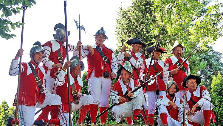 Die Stadtmauer mussten die Stadtknechte früherer Jahrhunderte verteidigen.  Foto: Dieter Britz I