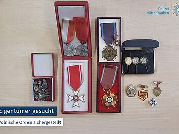 Polizei Mittelfranken teilt kuriose Funde - wohl nicht "selbst verdient"