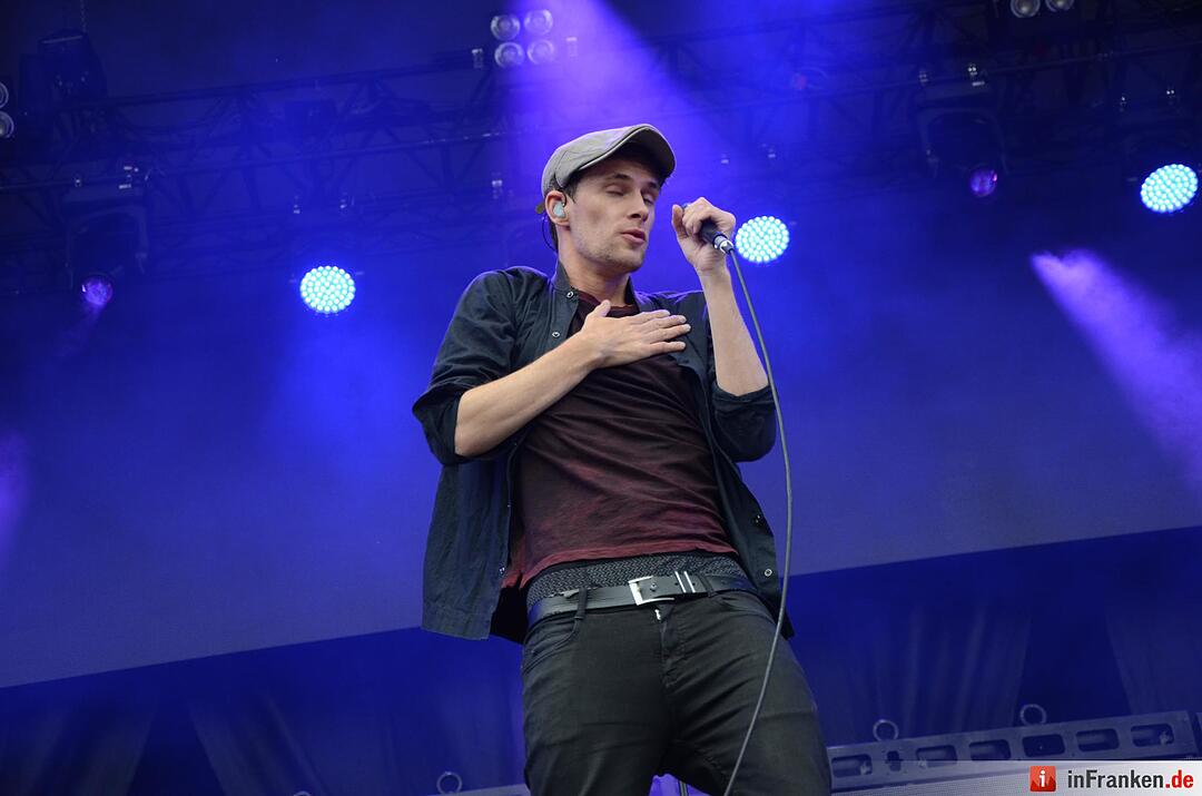 Rock im Park 2016 - Walking On Cars