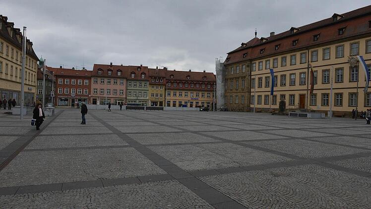 Der Maxplatz in der Bamberger Fußgängerzone: Mit seinem aktuellen Aussehen ist mancher Stadtrat unzufrieden. Archivfoto: Ronald Rinklef