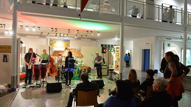 Coburg leuchtet bei der Museumsnacht 2014. Foto: Ronald Rinklef