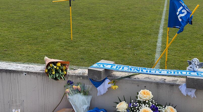 Fu&szlig;balltor-Trag&ouml;die in Erlangen: Familie von totem Anton (7) spricht jetzt