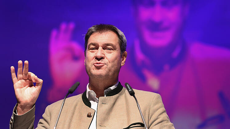 Markus Söder teilt Spargel-Foto