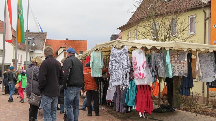 Frühjahrsmarkt Euerdorf 2015. Foto: Doris Bauer