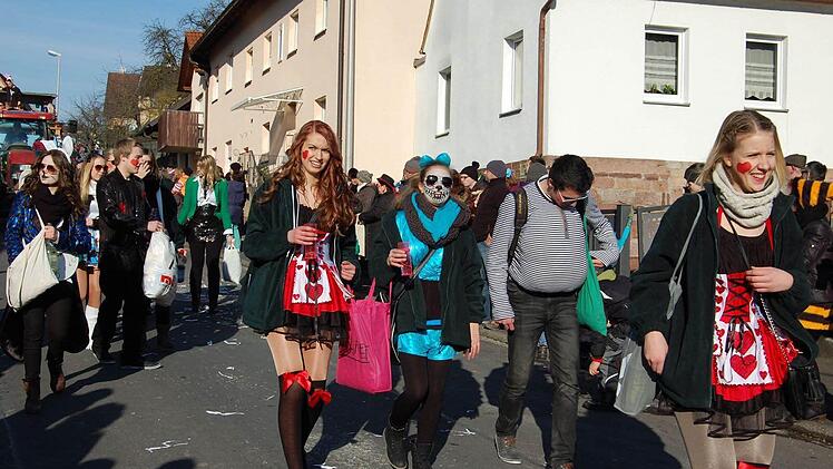 Faschingszug in Thulba  Foto: Günther Straub