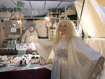 Eckental: Christkind und Co. - was die Weihnachtsausgabe des Land-Markts verspricht