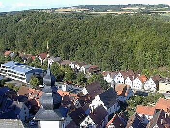 Die Gänsleite beim Harletstein gegenüber dem heutigen Gesamtschulgebäude in der Fischergasse wurde schon 1843 bepflanzt.