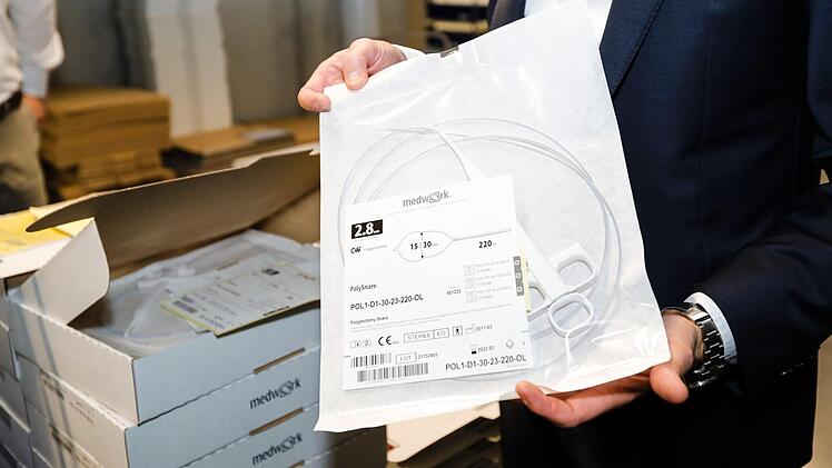 Eines der Medwork-Produkte: eine endoskopische Schlinge zum Entfernen von Polypen im Darm. Solche Schlingen bestehen außen aus medizinischen Kunststoffen und innen aus Edelstahl. Foto: Matthias Hoch