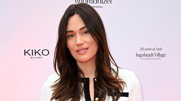 Gloria-Sophie Burkandt findet: "Wen ich date, wen ich nicht date und mit wem ich nur befreundet bin, geht niemanden was an."