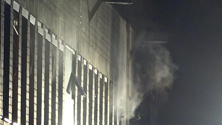 Bei einem Brand in Fürth sind Menschen verletzt worden. Foto: News5/Grundmann